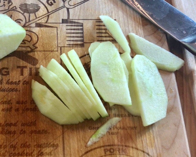 Sliced Granny Smith Applees